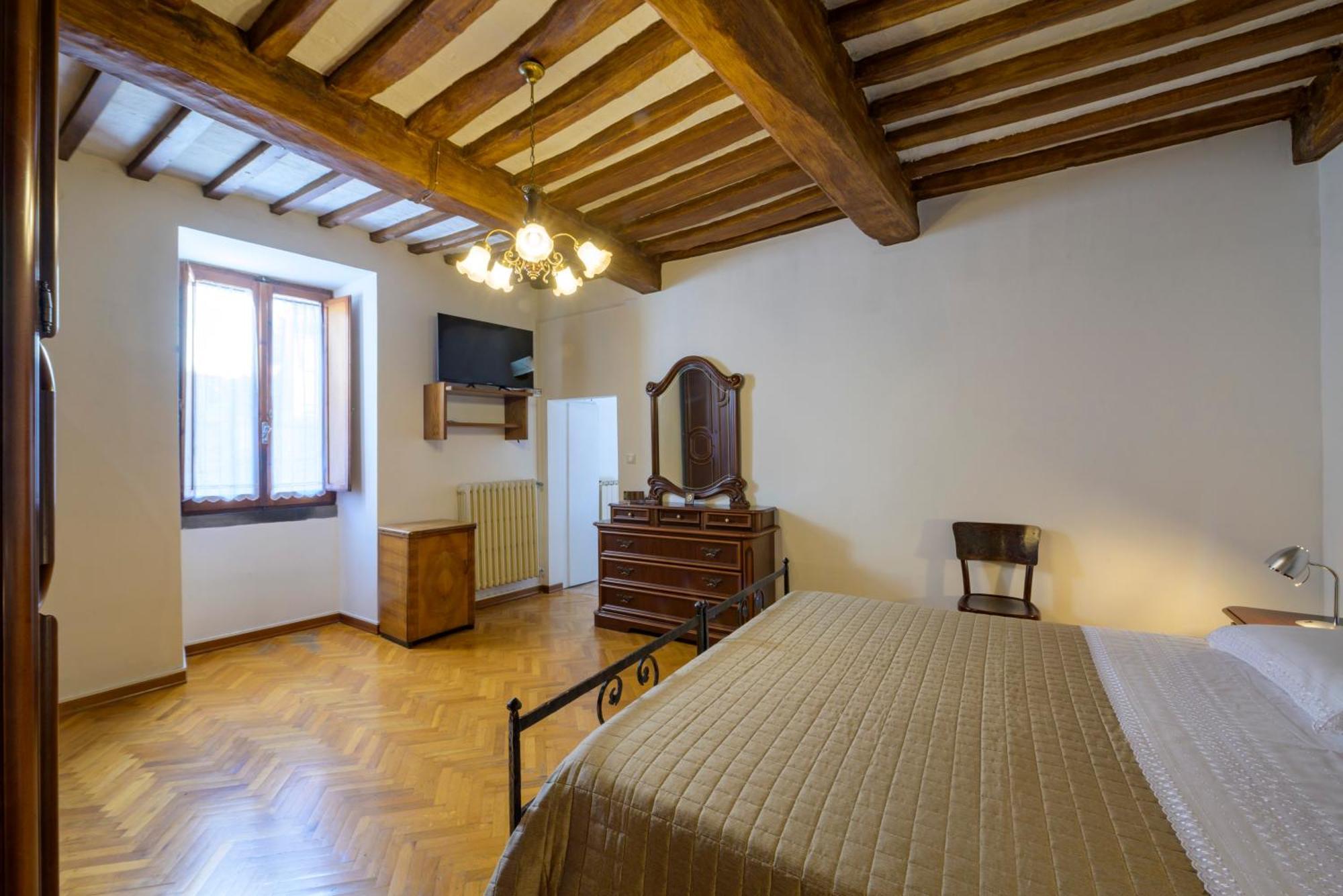 Via Mazzini 23A Apartment Gubbio Bagian luar foto